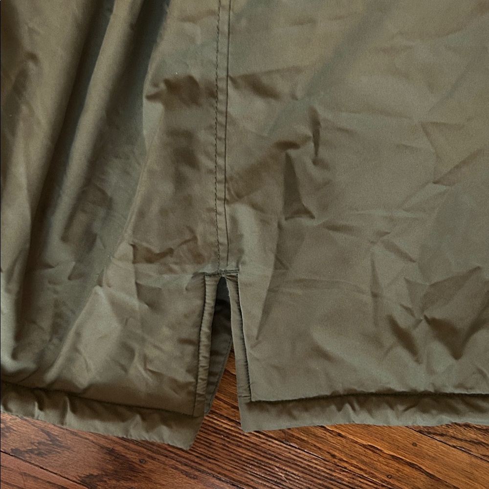 Old Navy Cream Faux Fur Jacket - Picture 4 of 4